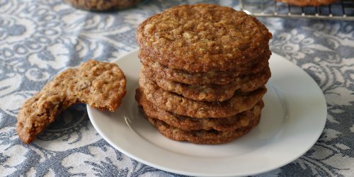 Granola Oatmeal Cookies