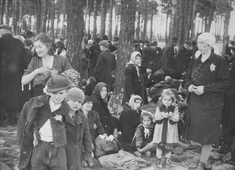 77 Rarely-Seen Photos From World War 2, The Deadliest War In History