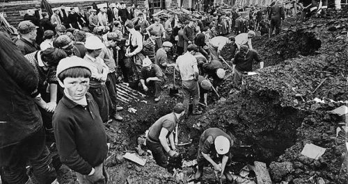 The Harrowing True Story Of The Aberfan Disaster That Killed 144 People In Wales