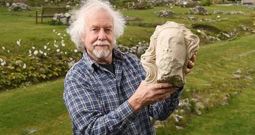 700-Year-Old Stone Head Depicting King Edward II Found In The Ruins Of A Medieval Abbey