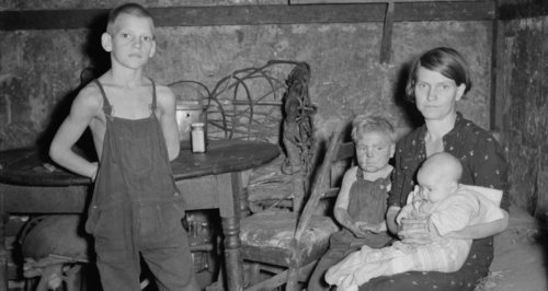 44 Photos Of Appalachia That Capture The Region’s Centuries-Long Struggle With Poverty