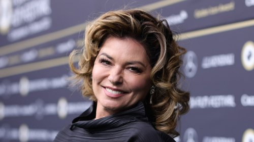 Shania Twain's Neon Red Hair Is the One Grammys Look You Can't Miss
