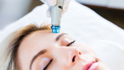 The HydraFacial Phenomenon: Why Everyone Is Obsessed With This In-Office Treatment