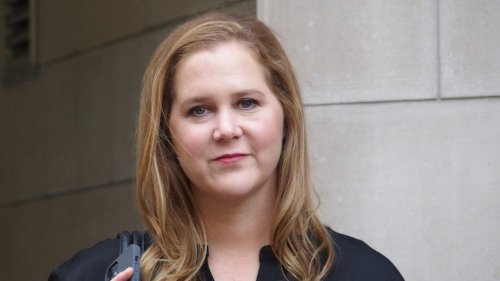 Amy Schumer Posts Beach Pic After Liposuction and Endometriosis Surgery: "I Feel Good"