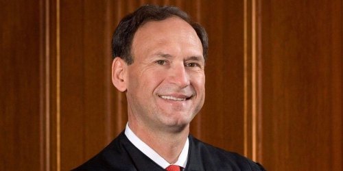 Why Samuel Alito’s 'militant Christianity' is a 'problem for the rest of us': journalist