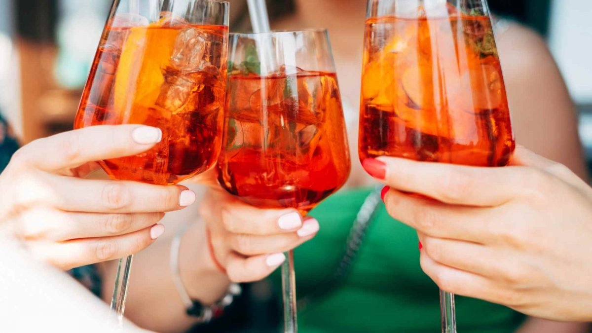 This recipe for Aperol Spritz is so easy, it will take you a second.