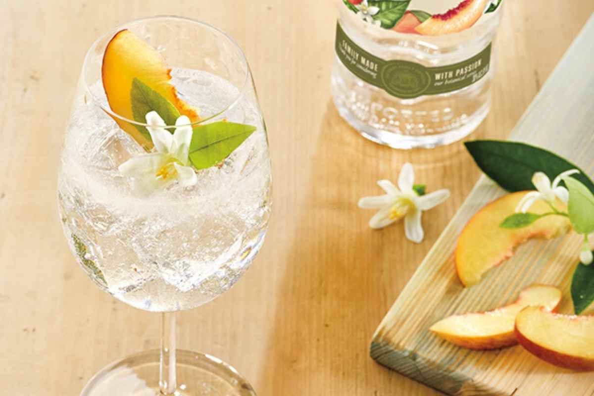 A Spritz cocktail recipe with Ketel One Peach and Orange Blossom!