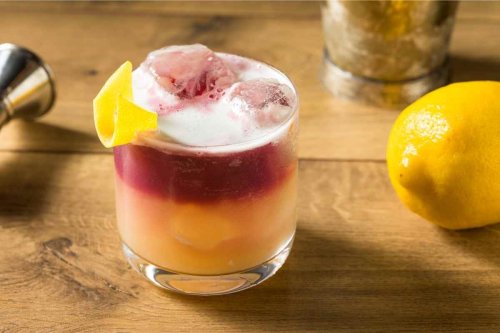 How to Make the New York Sour