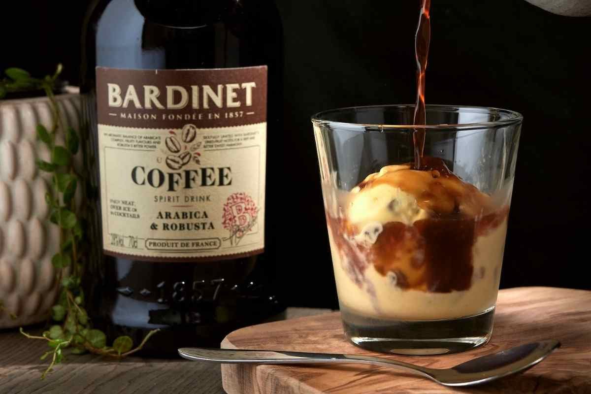 How to Make the Bardinet Coffee Brandy's Montmartre Melt