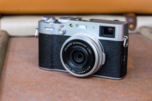 Can’t find the Fujifilm X100V? Here are 5 retro styled cameras