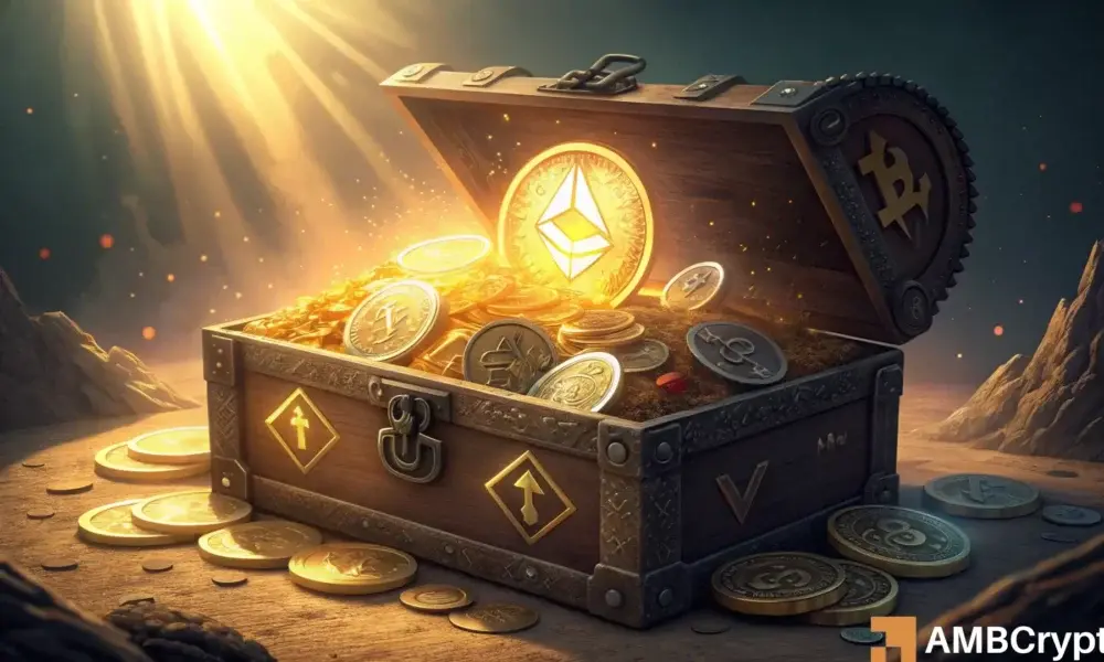 Bitcoin weakens, altcoins build strength for next market rally – What else?