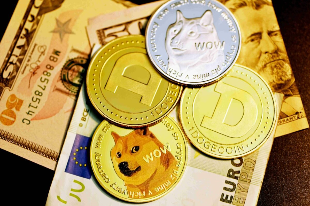 What next for Dogecoin, Litecoin, Chainlink