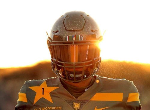 Pics/Vid: Army unveils WW2 Army-Navy football uniforms – here they are