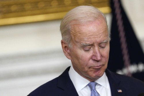 Video: Biden thanks Coast Guard hero being kicked out over vaccine mandate