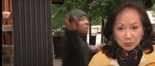 Video: Man points gun at Chicago news crew during live broadcast about gun violence