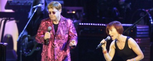 The Meaning Behind “Don’t Go Breaking My Heart” by Elton John and Kiki Dee and the Unconventional Method Used to Compose It