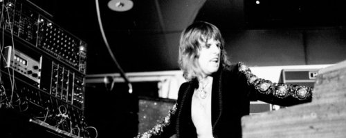 4 Classic Rock Bands With No Living Original Members