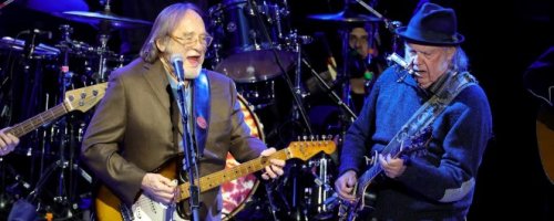 Neil Young Performs With Stephen Stills, Debuts Brand-New Tune at 2025 Light Up the Blues Benefit Concert