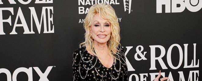 Meaning Behind Dolly Parton’s First Million-Selling Hit, “Here You Come Again”