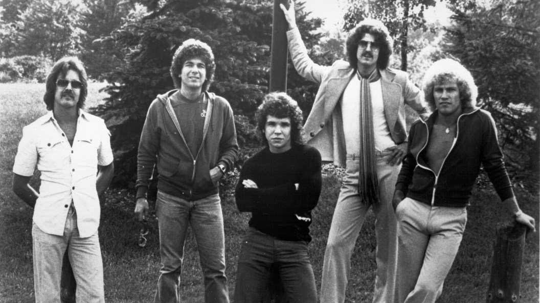 The songs from 1976 every teen wanted blasting from their first cars - cover