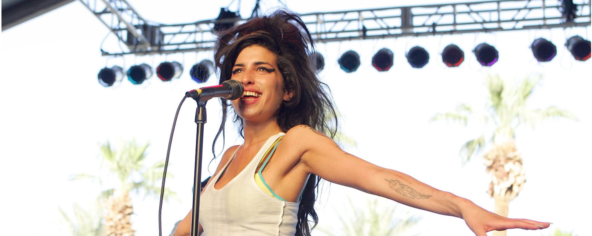 The Gut-Wrenching Story Behind the Death of Amy Winehouse