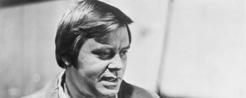 4 Forgotten Hit Country Songs from the 1970s You Need to Hear