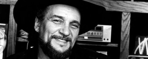On This Day in 1977, Waylon Jennings Started a Six-Week Run at No. 1 with a Song He Never Liked