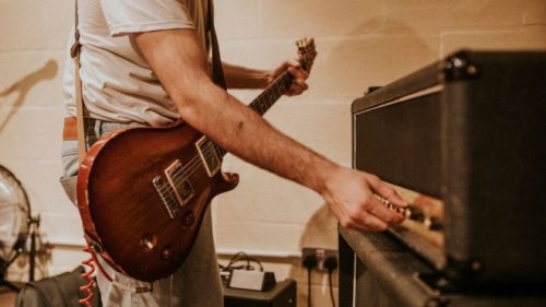How To Use a Guitar Amp