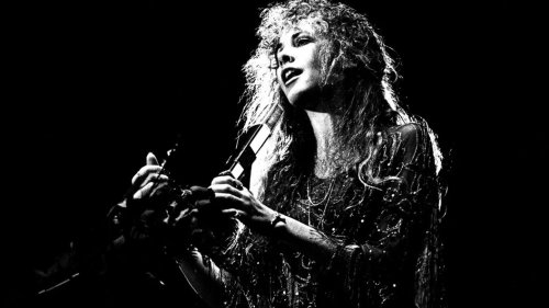 4 Rock Mega-Albums From 1977 That Still Sound Fantastic Today