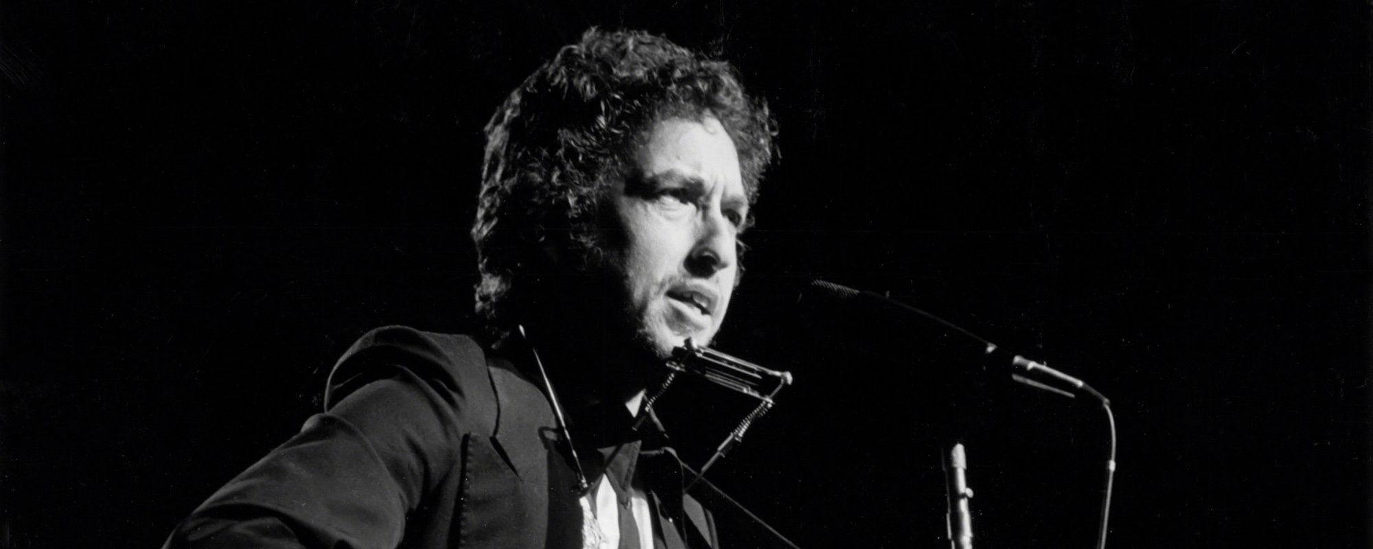 What is a Bard and Why is Bob Dylan One?