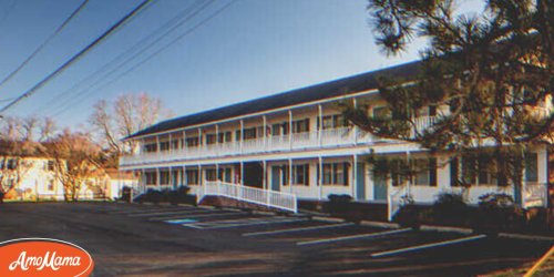 Woman Sees Her Husband Enter Motel with Girl and Come Out an Hour Later Shabby – Story of the Day