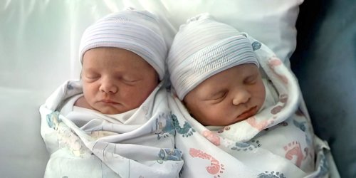 These Hollywood Star's Twins Nearly Died as Doctors Fought for Their Lives for 40 Hours — The Blonde-Haired Survivors Are Now 16