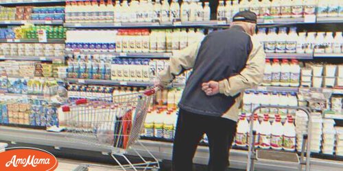 Old Man Comes to Store with Grocery List for Wife, Cashier Later Learns He Doesn’t Have a Wife at All — Story of the Day