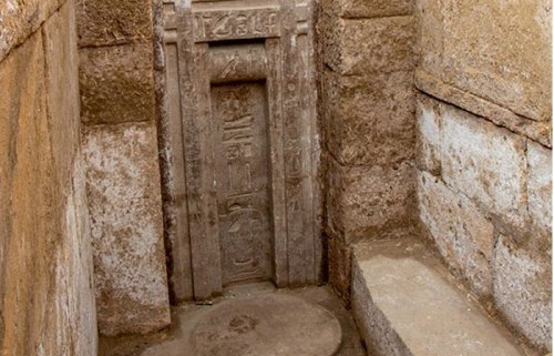 Ancient Tomb With A Massive False Door Belonging To Prince Waser-If-Re Unearthed In Saqqara, Egypt - Ancient Pages