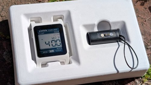 Core 2 Duo shows off a clever little accessory that Pebble fans will appreciate
