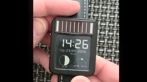 This open-source E-Ink smartwatch project trades features for extreme battery life | Flipboard