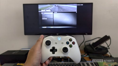 I tried playing emulators on the Galaxy S25 Ultra with DeX, and I have thoughts