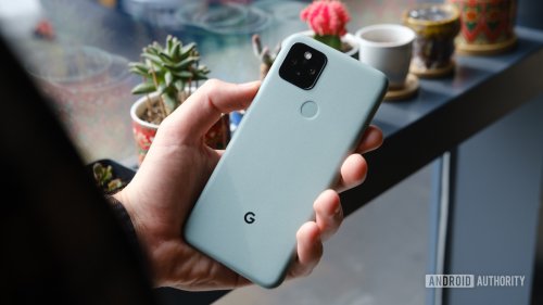 The best Google Pixel 5 alternatives: 8 other phones to consider before you buy