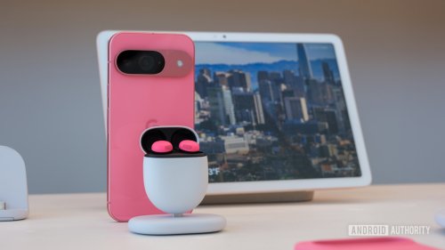 Standby for Hub Mode: Google wants to turn your Android phone into a smart display