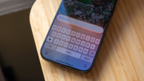 Siri is melting down over being asked what month it is
