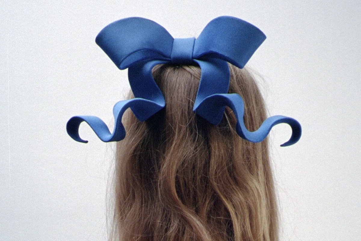 Sassa Ann van Wyk, the Milliner Defying Gravity