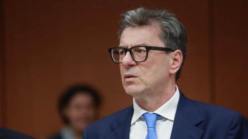 Giorgetti, 'serve un ripensamento sulla gestione dei sistemi energetici' - Notizie - Ansa.it | Flipboard