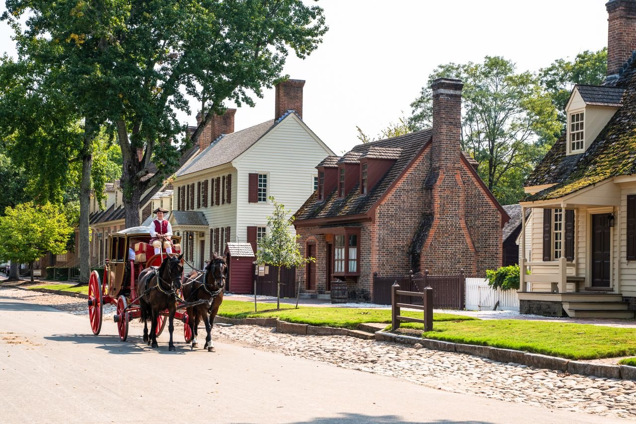 8 Memorable Trips To Take With Your Grandkids Before They Grow Up
