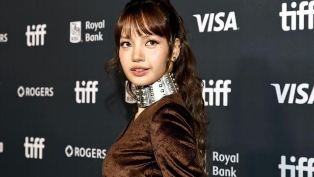 Blackpink’s Lisa’s Tiny Louis Vuitton Bra Top Leaves Her Midriff Bare