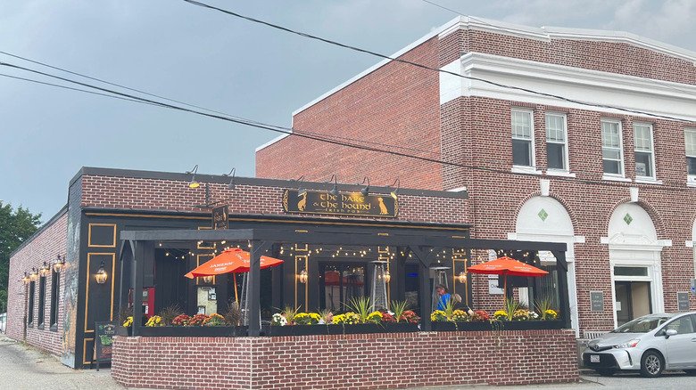 Between Boston And Hartford Is The 'Antiques Capital Of The East' With A Walkable Downtown And Quaint Shops