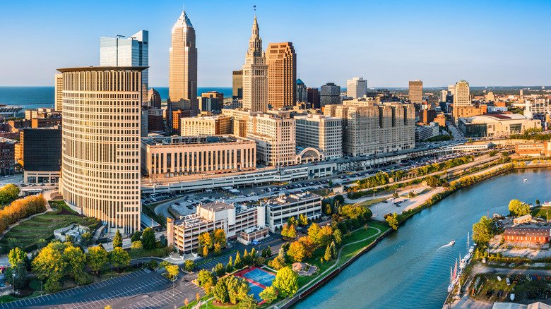 Forget Florida, Retire To Ohio's Top-Rated Coastal County With A Vibrant City And Affordable Living