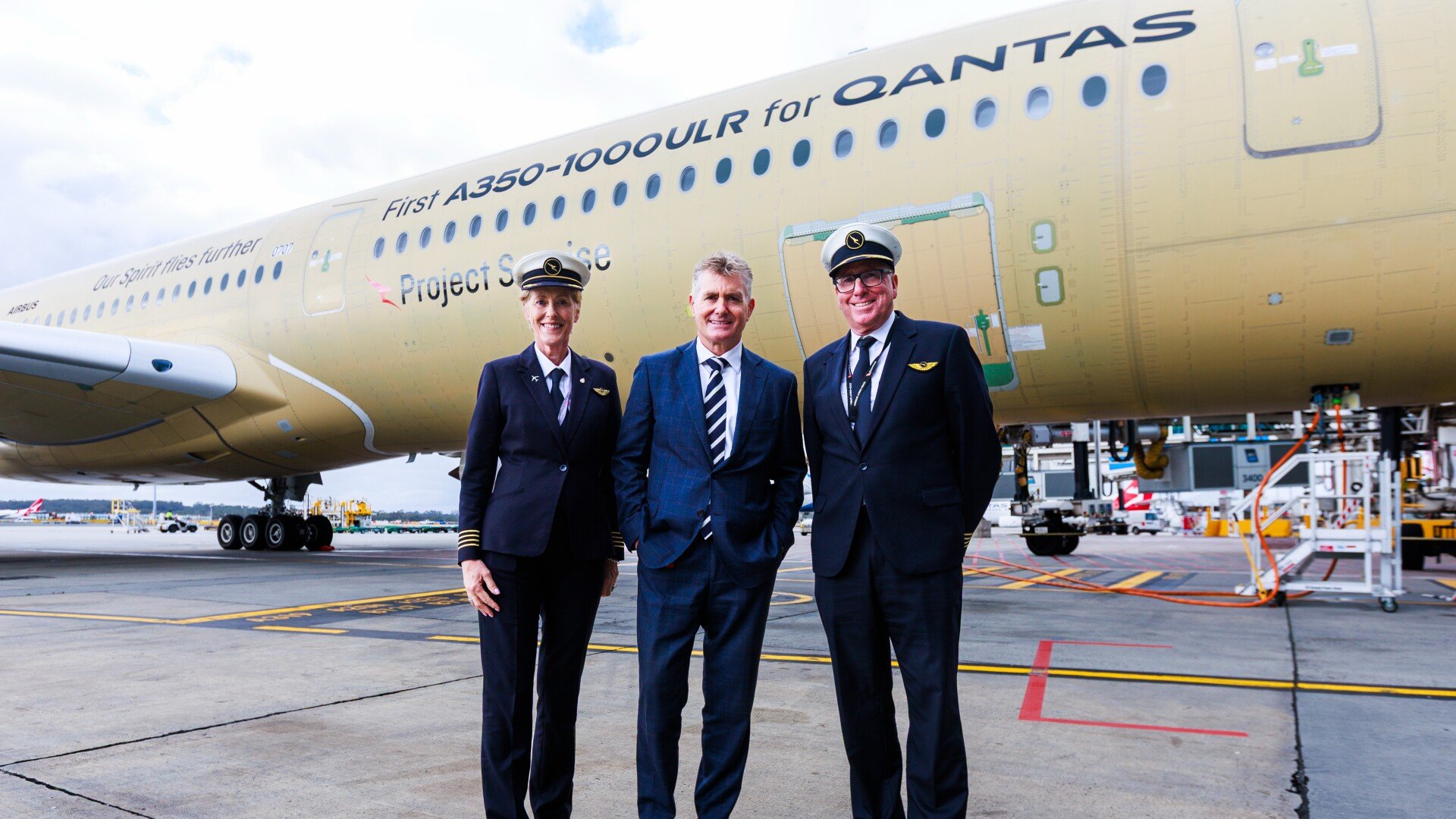 Qantas completes test flight ahead of record-breaking 22-hour Sydney-London route