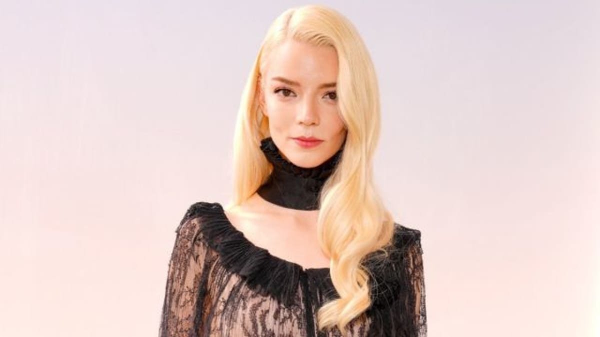 Anya Taylor-Joy’s Dior Lace Top Couldn’t Possibly Be More See-Through