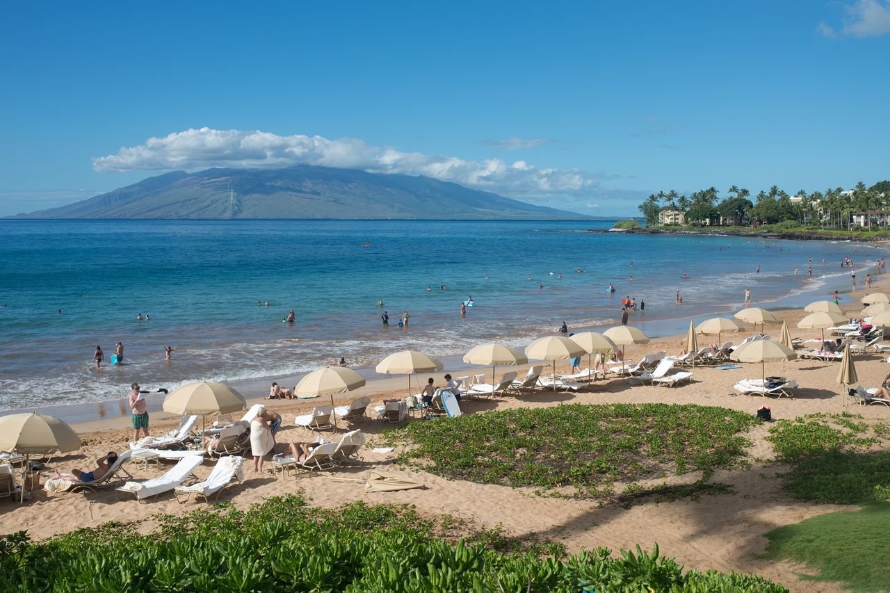 Maui Was Just Named the No. 1 Hawaiian Island—and These Are Its Best Beaches for Calm Waters, Snorkeling, and Stunning V