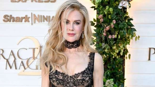 Nicole Kidman’s Plunging Versace Lace Dress Couldn’t Be More See-Through